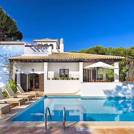 فيلة Roja- Pe Sleeps 10 With Pool Air Con And Wifi *