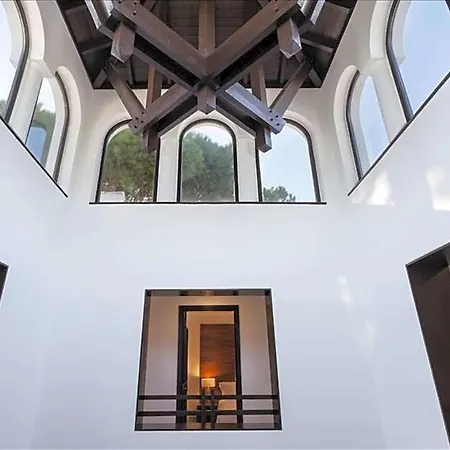 فيلة Roja- Pe Sleeps 10 With Pool Air Con And Wifi *