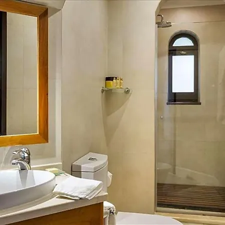 فيلة Roja- Pe Sleeps 10 With Pool Air Con And Wifi